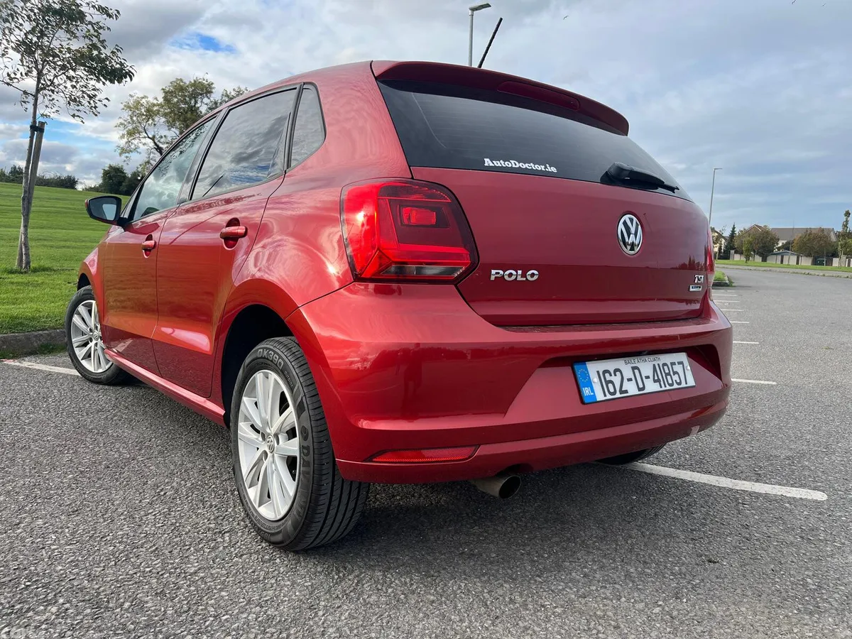 Volkswagen Polo Hatchback, Petrol, 2016, Orange