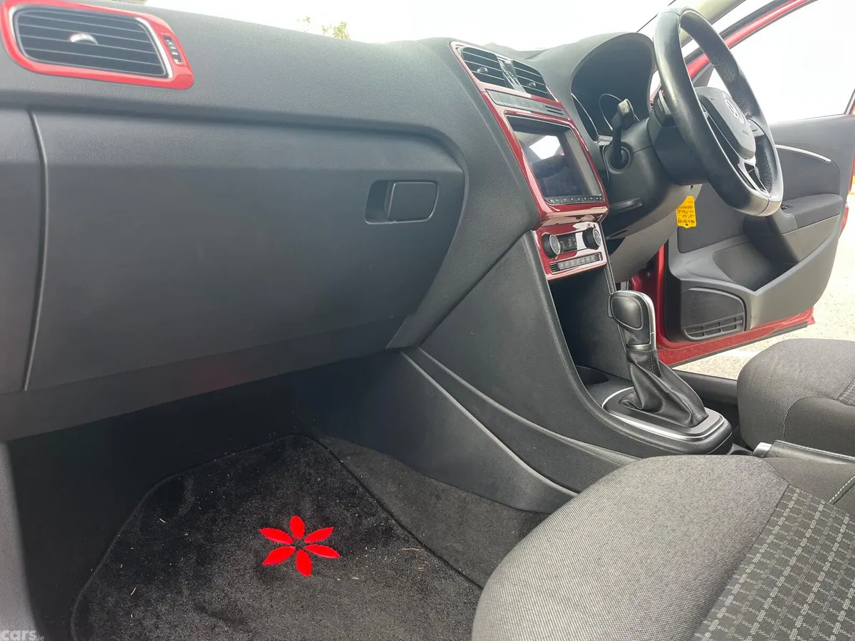 Volkswagen Polo Hatchback, Petrol, 2016, Orange