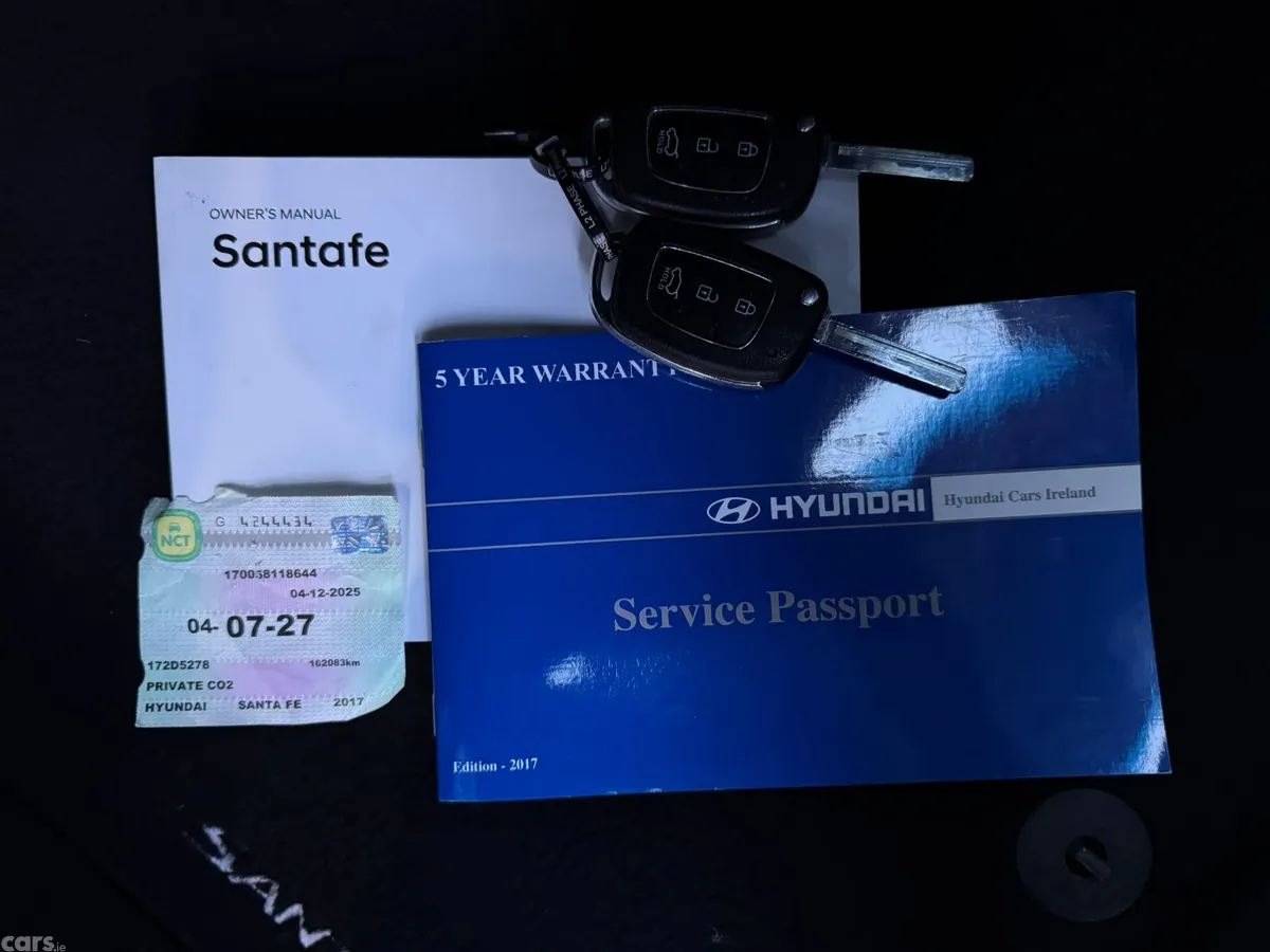 Hyundai Santa Fe SUV, Diesel, 2017, Blue
