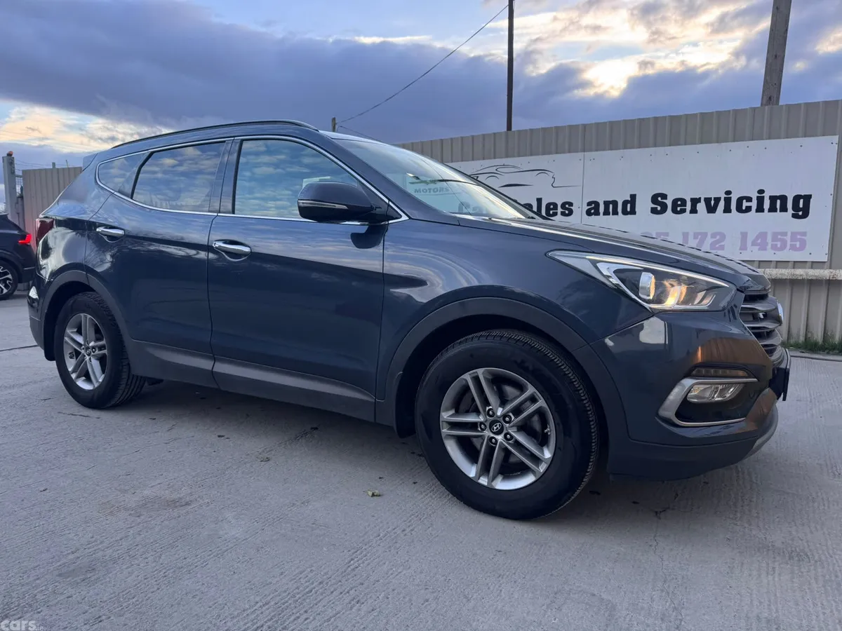 Hyundai Santa Fe SUV, Diesel, 2017, Blue