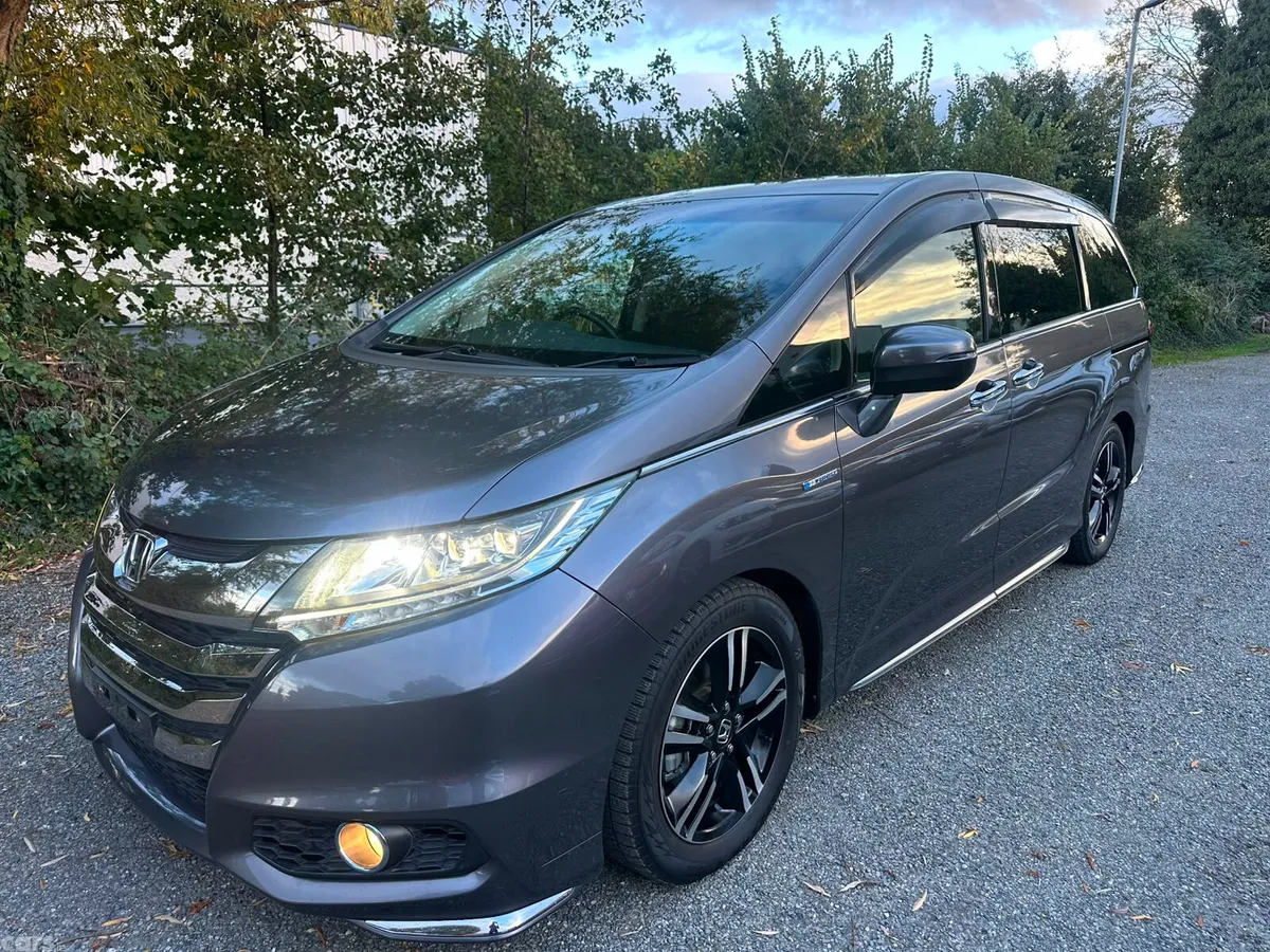 Honda Odyssey MPV, Petrol Hybrid, 2017, Grey