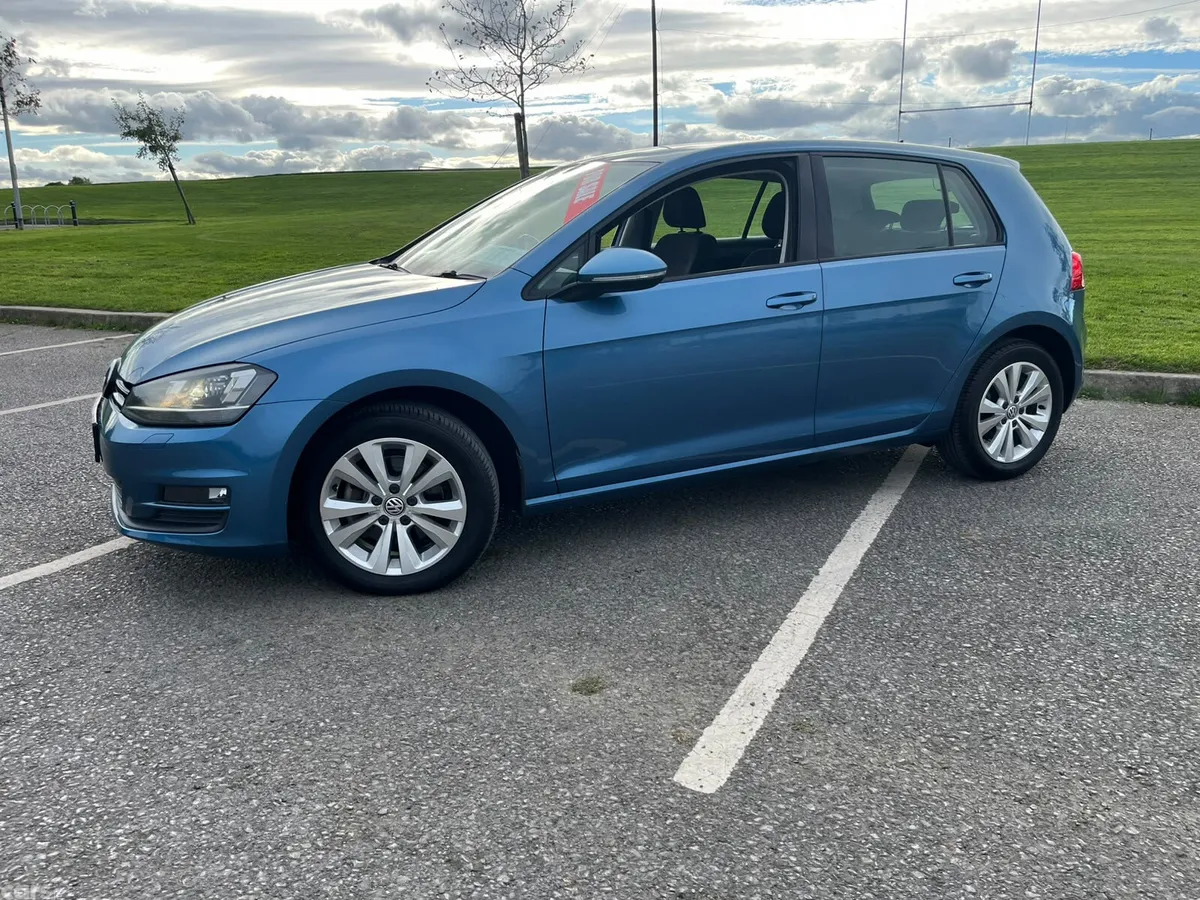 Volkswagen Golf Hatchback, Petrol, 2015, Blue