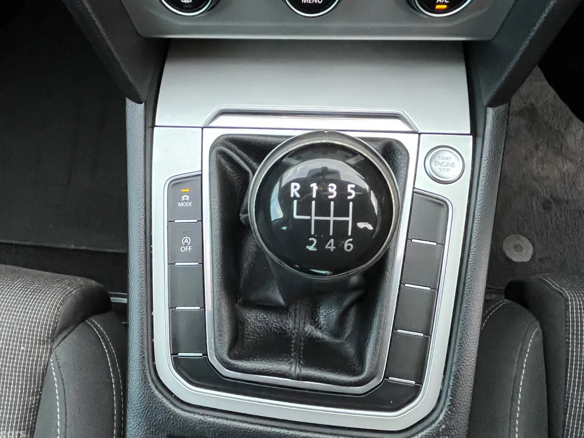 Volkswagen Passat Saloon, Diesel, 2018, Black