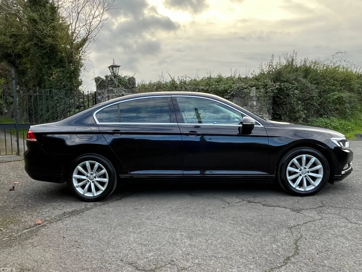Volkswagen Passat Saloon, Diesel, 2018, Black