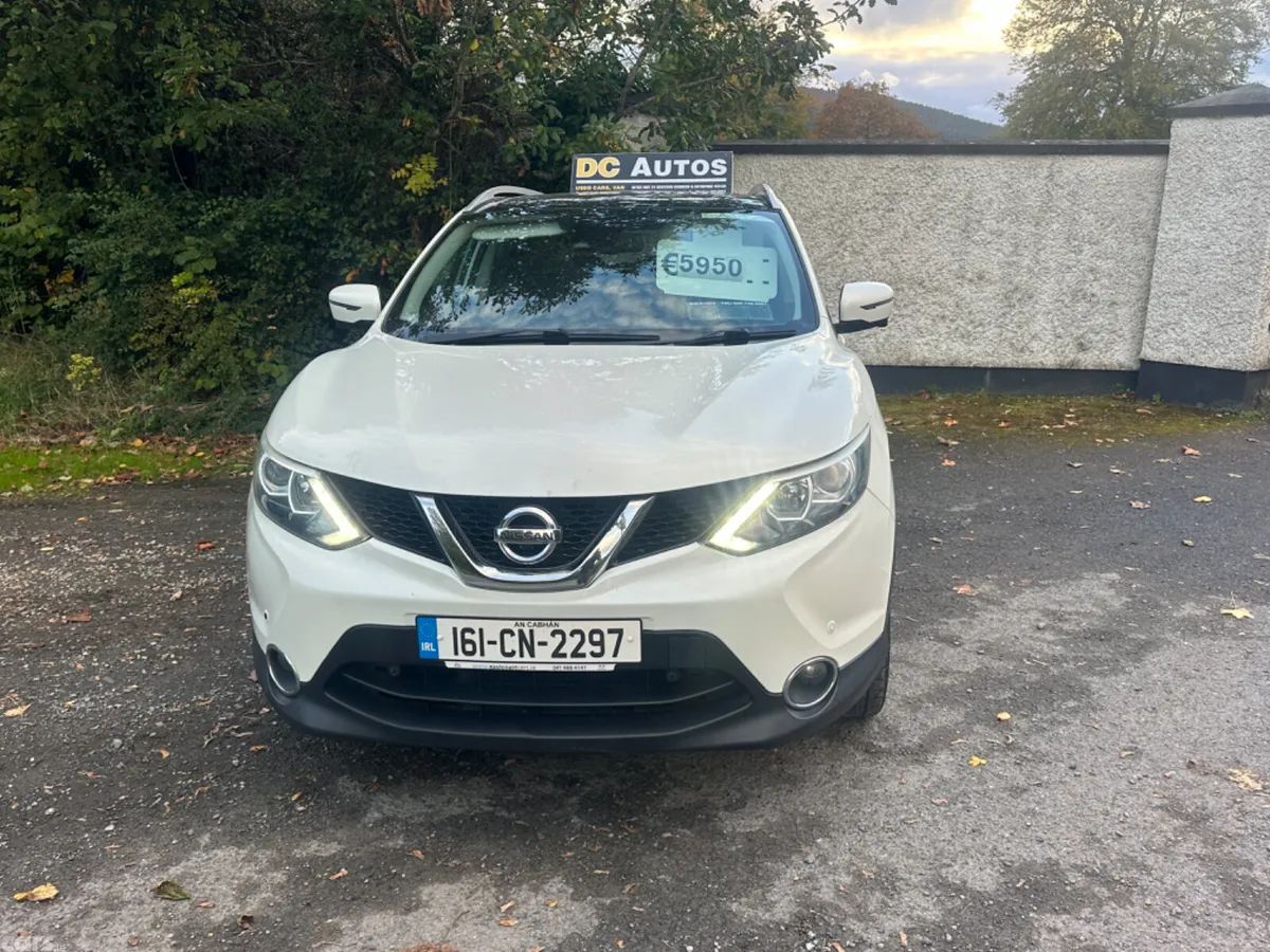 Nissan Qashqai Hatchback, Diesel, 2016, White