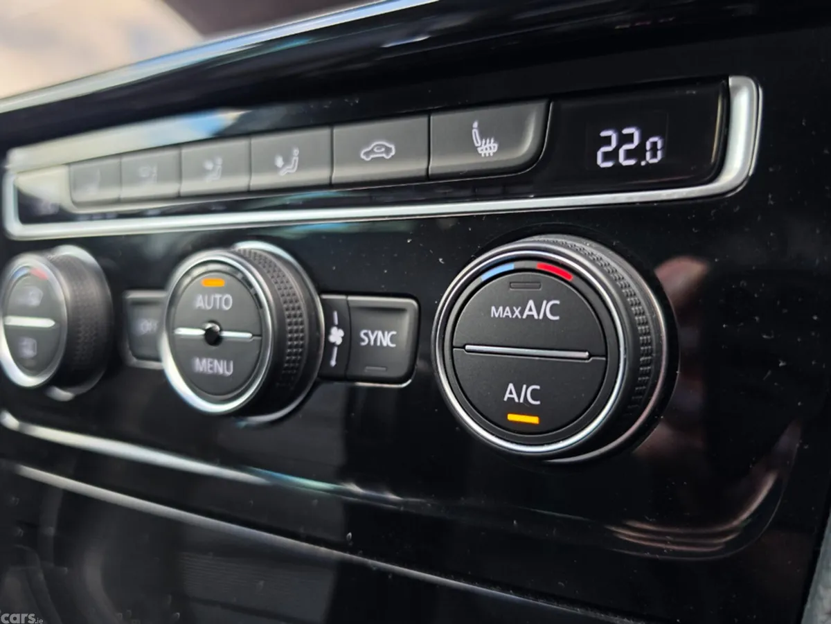 Volkswagen Golf Estate, Diesel, 2019, Grey