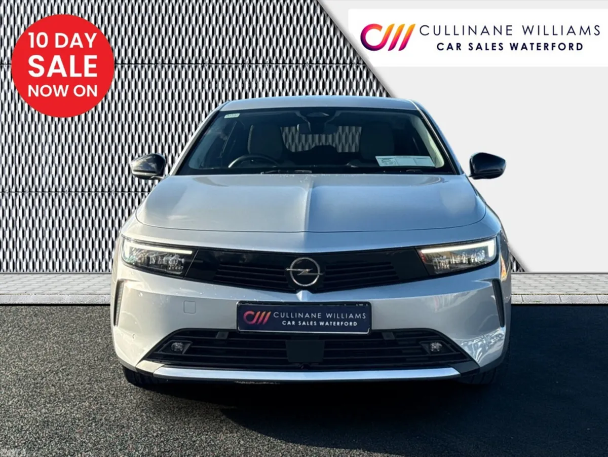 Opel Astra Hatchback, Diesel, 2024, Grey