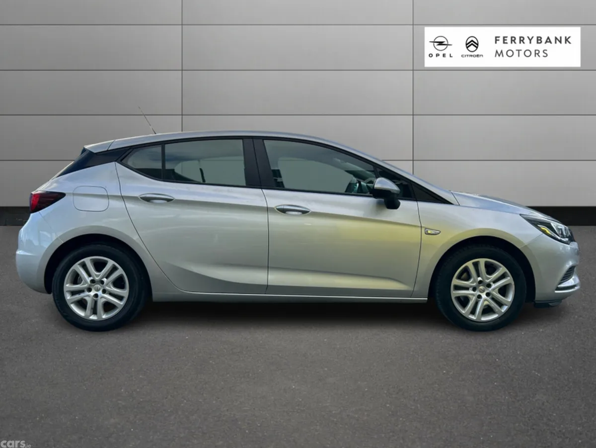 Opel Astra Hatchback, Diesel, 2016, Silver