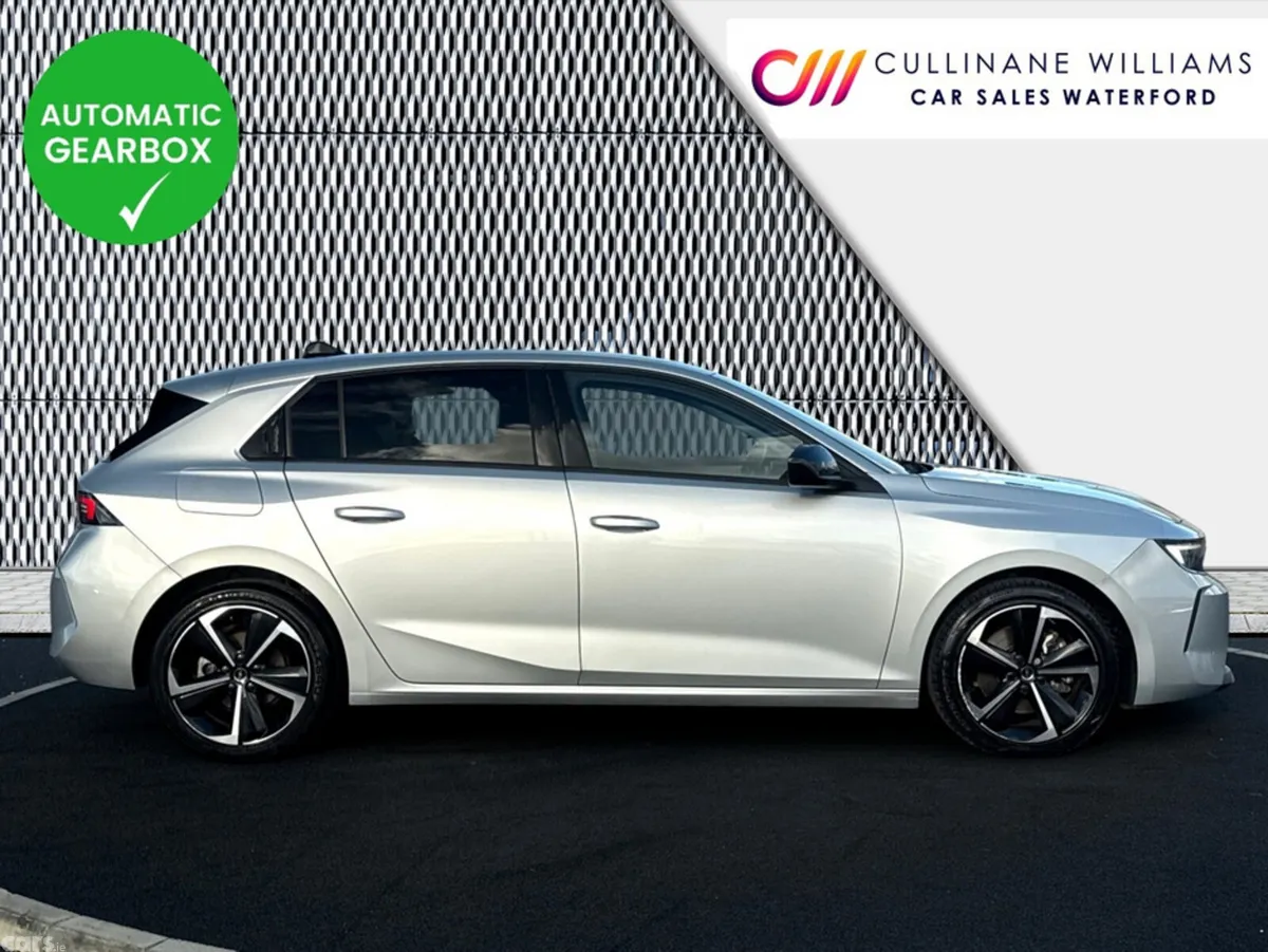 Opel Astra Hatchback, Diesel, 2024, Grey