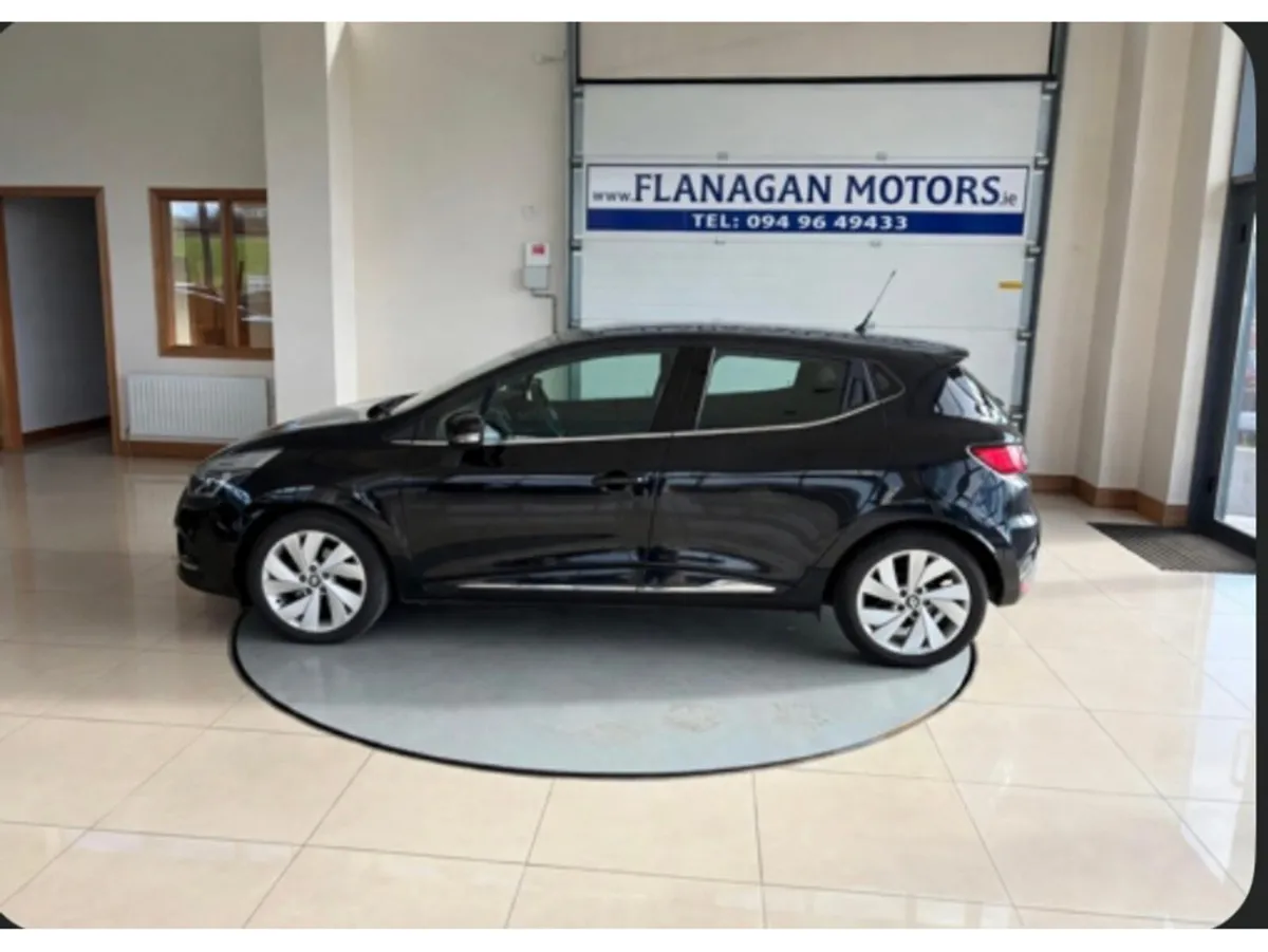 Renault Clio Hatchback, Diesel, 2019, Black