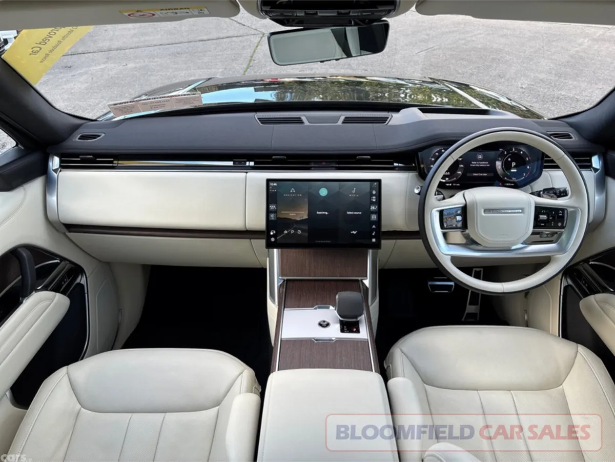 Land Rover Range Rover SUV, Petrol Plug-in Hybrid, 2025, Black