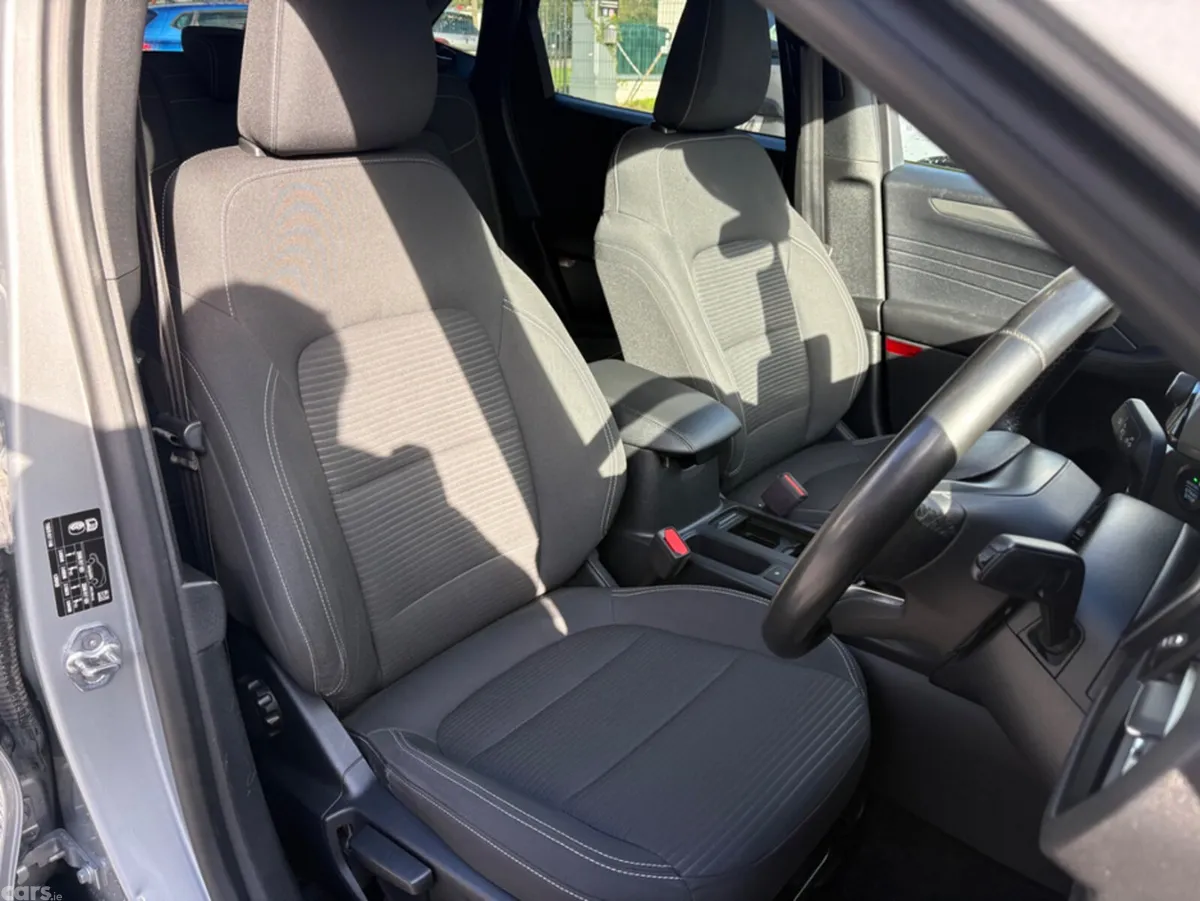 Ford Kuga MPV, Diesel, 2022, Grey