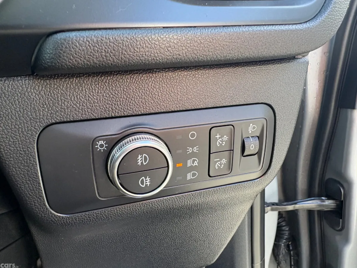 Ford Kuga MPV, Diesel, 2022, Grey