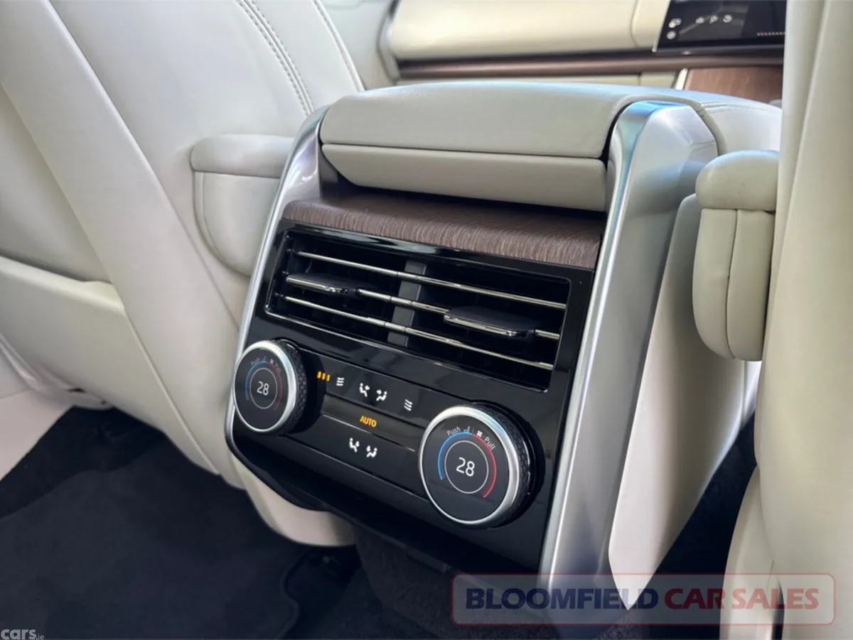 Land Rover Range Rover SUV, Petrol Plug-in Hybrid, 2025, Black