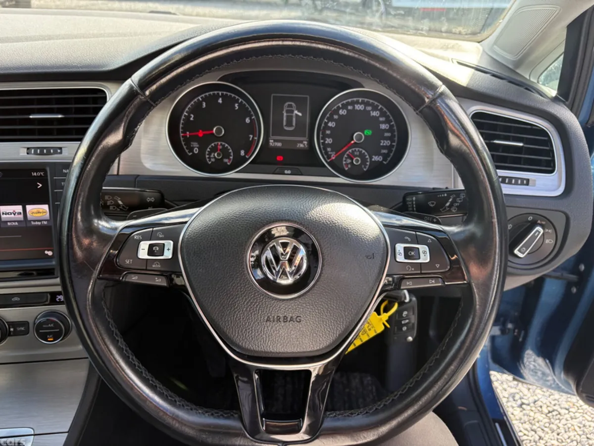 Volkswagen Golf Hatchback, Petrol, 2015, Blue