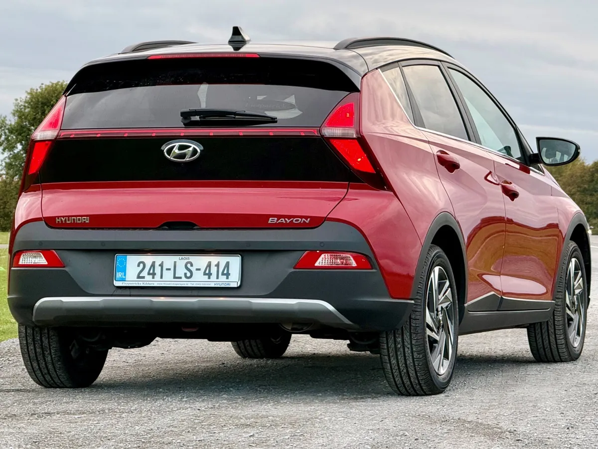 Hyundai Bayon Estate/Jeep, Petrol, 2024, Red