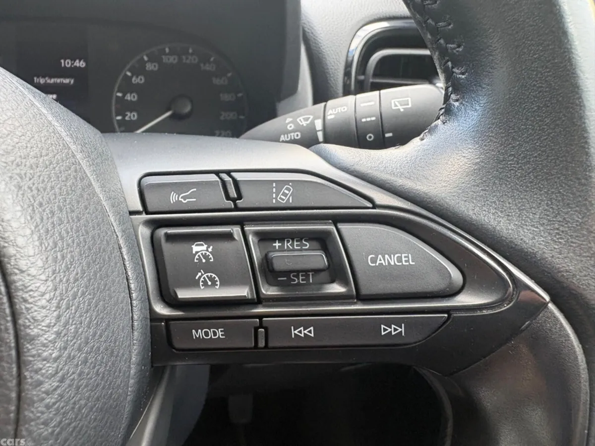 Toyota Yaris Hatchback, Petrol Hybrid, 2021, Black
