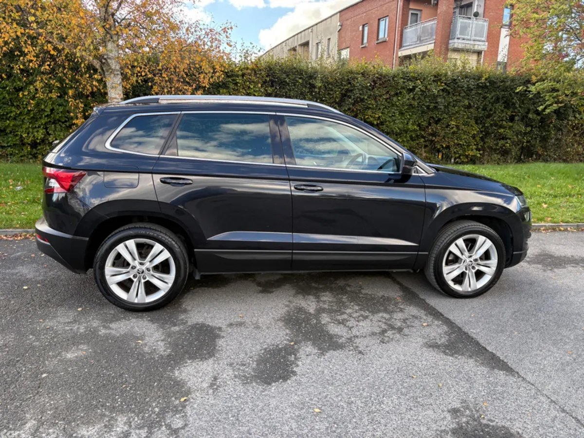 Skoda Karoq SUV, Diesel, 2018, Black