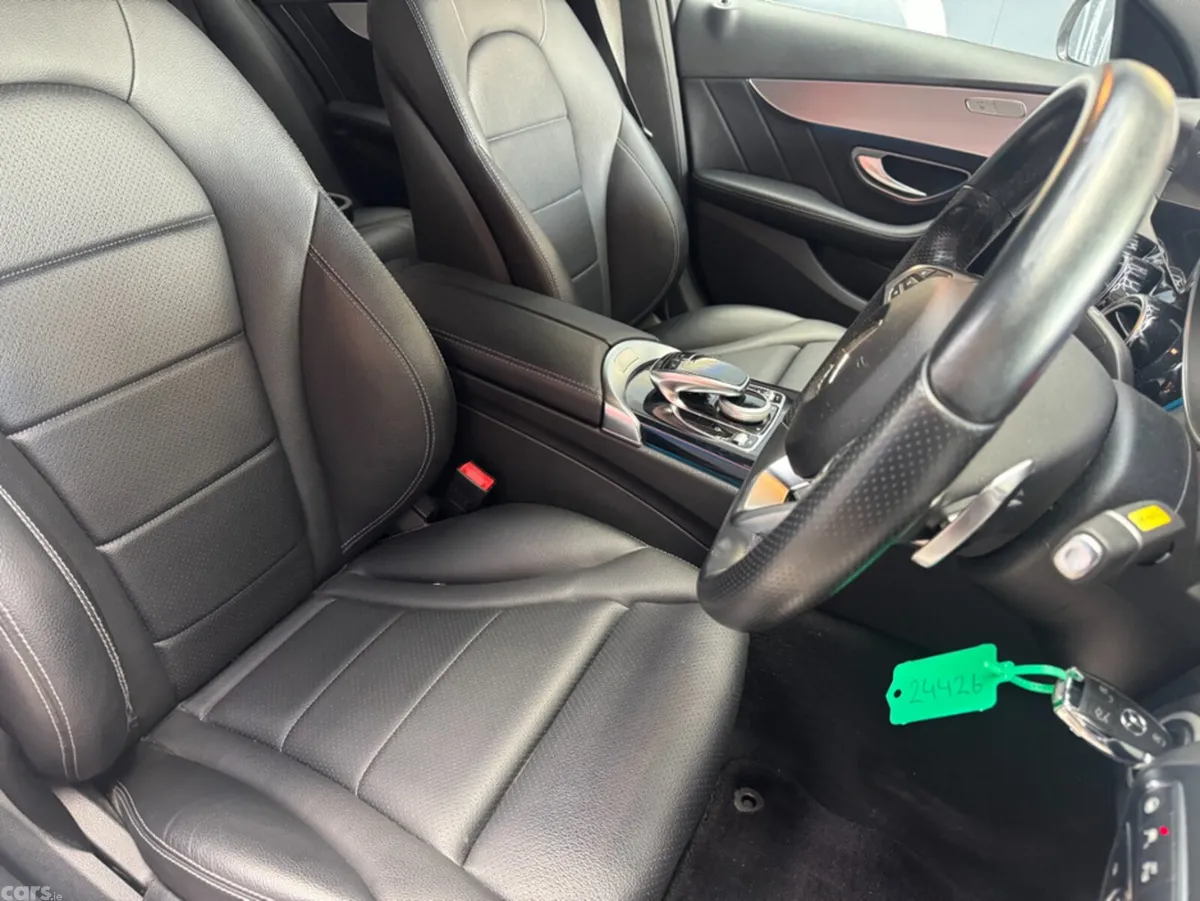 Mercedes-Benz C-Class Saloon, Petrol, 2018, White