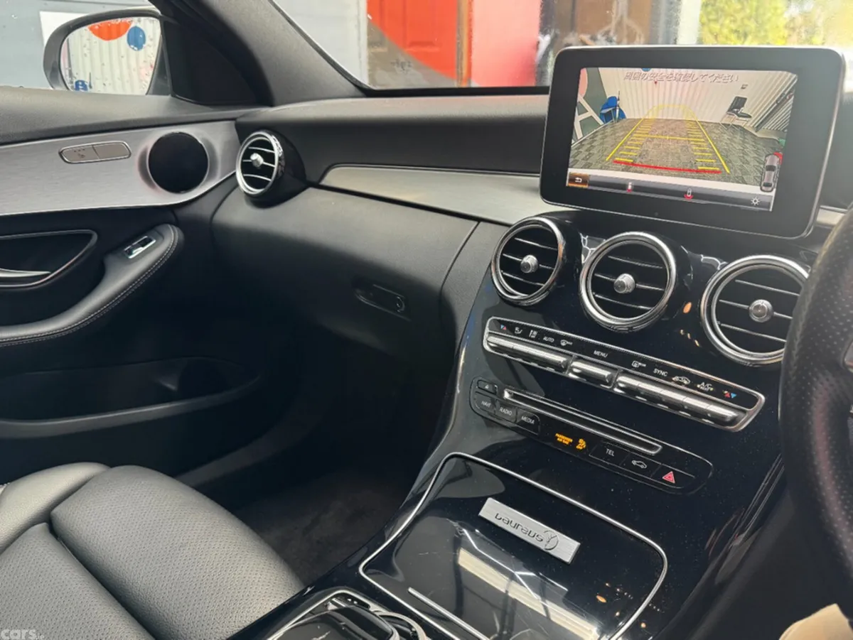 Mercedes-Benz C-Class Saloon, Petrol, 2018, White