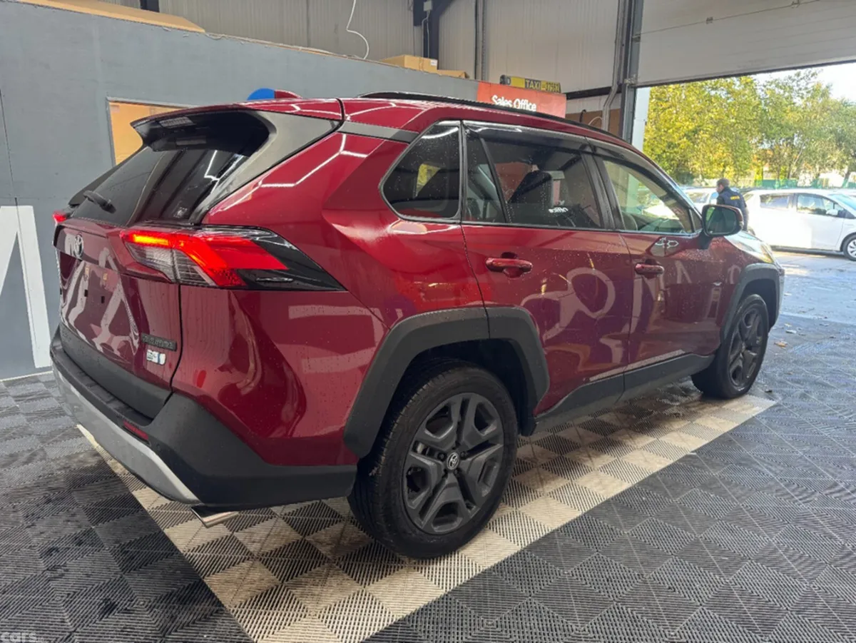 Toyota RAV4 SUV, Petrol Hybrid, 2023, Red