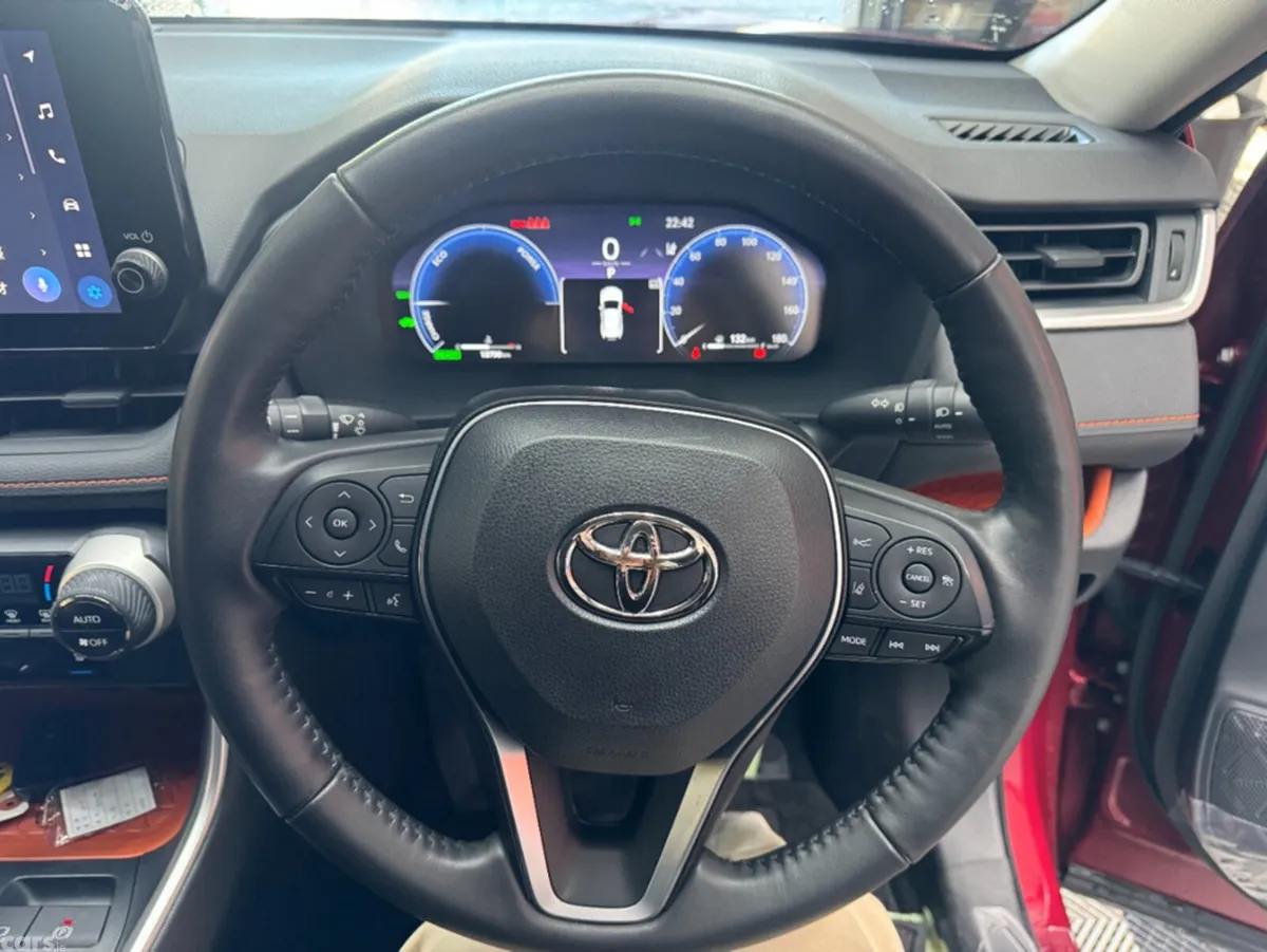 Toyota RAV4 SUV, Petrol Hybrid, 2023, Red