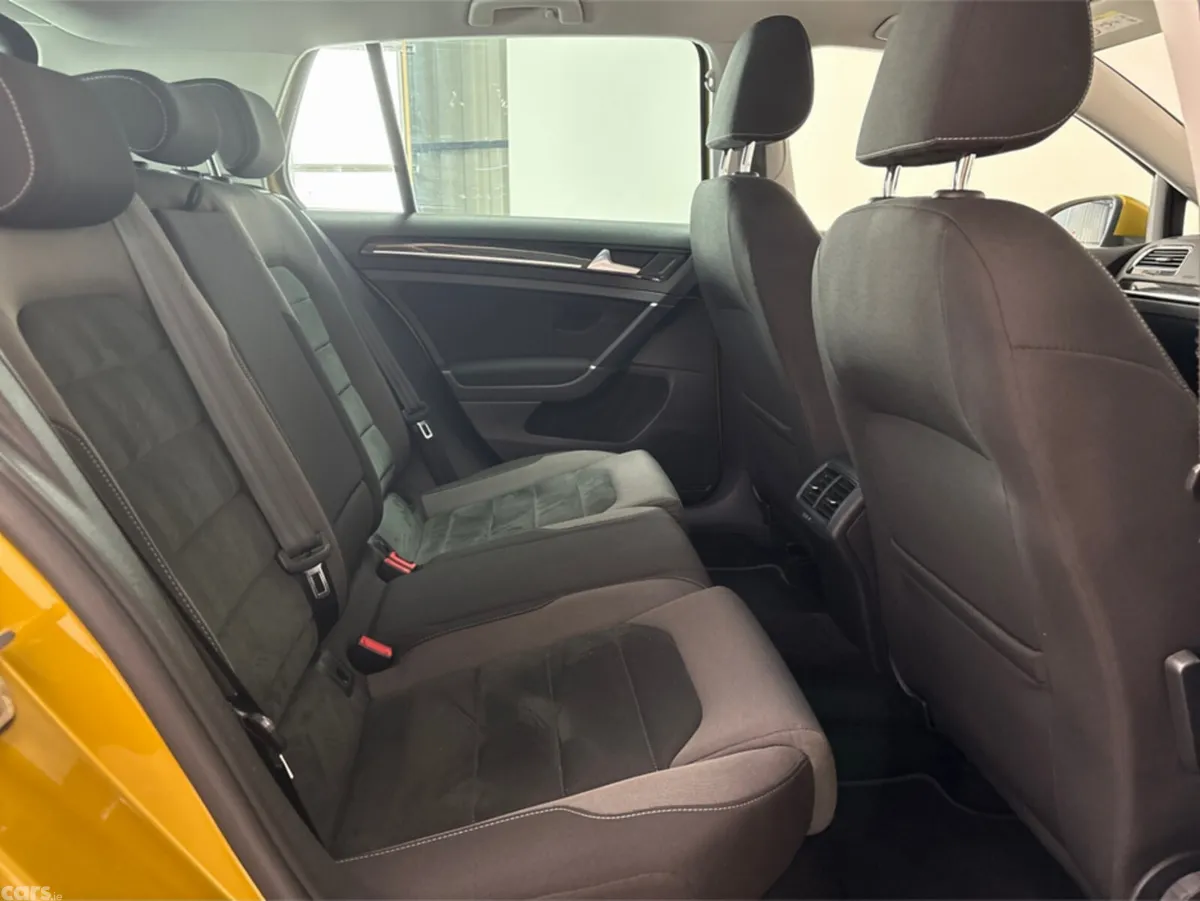 Volkswagen Golf Hatchback, Petrol, 2018, Yellow