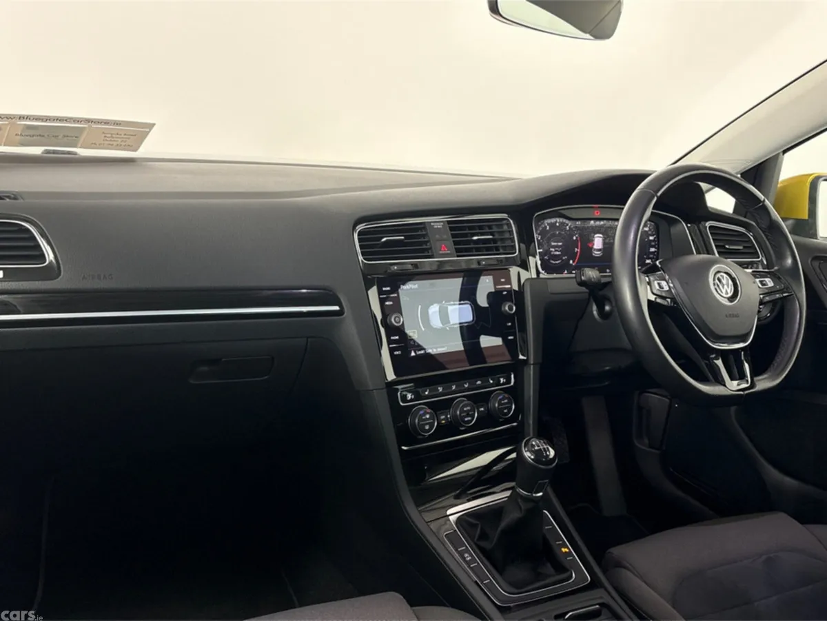 Volkswagen Golf Hatchback, Petrol, 2018, Yellow