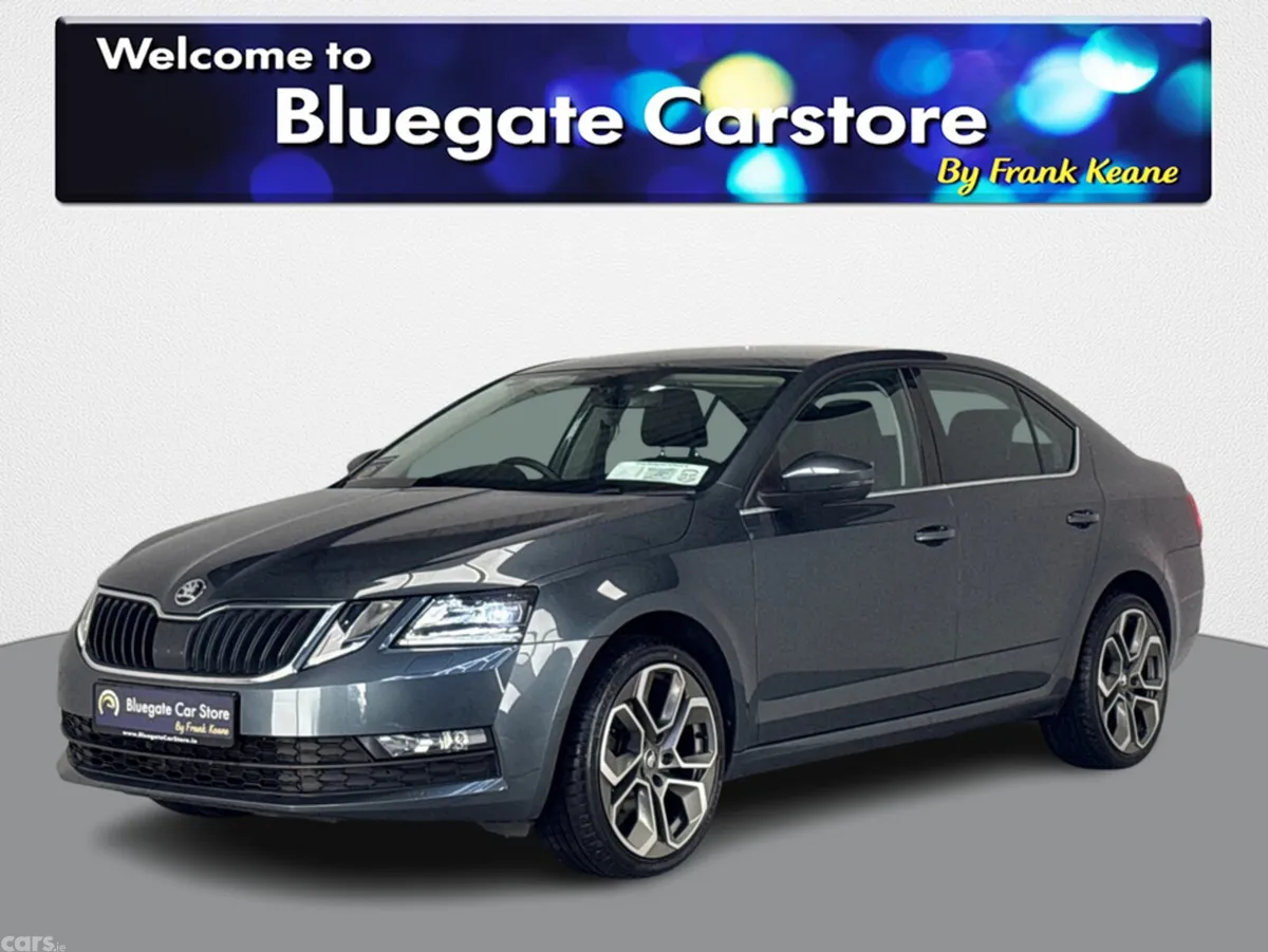 Skoda Octavia Hatchback, Petrol, 2020, Grey