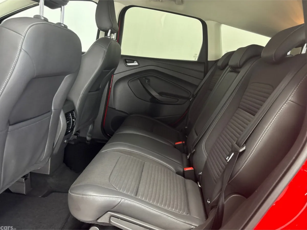 Ford Kuga MPV, Diesel, 2019, Red
