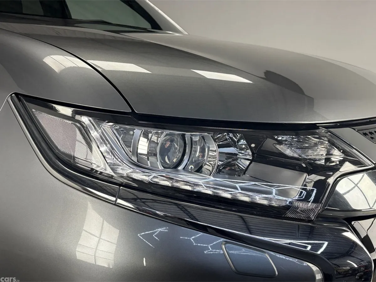 Mitsubishi Outlander Estate, Petrol Hybrid, 2020, Grey