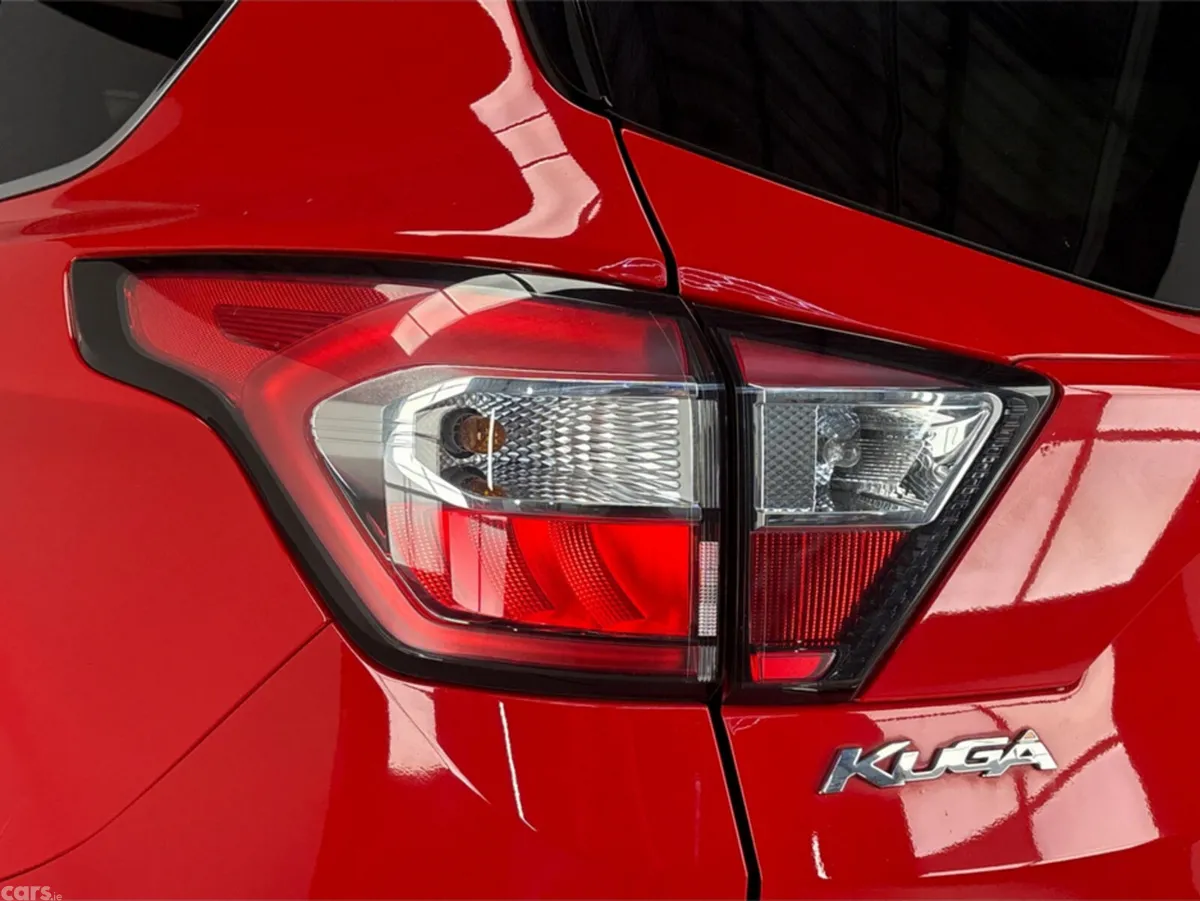 Ford Kuga MPV, Diesel, 2019, Red