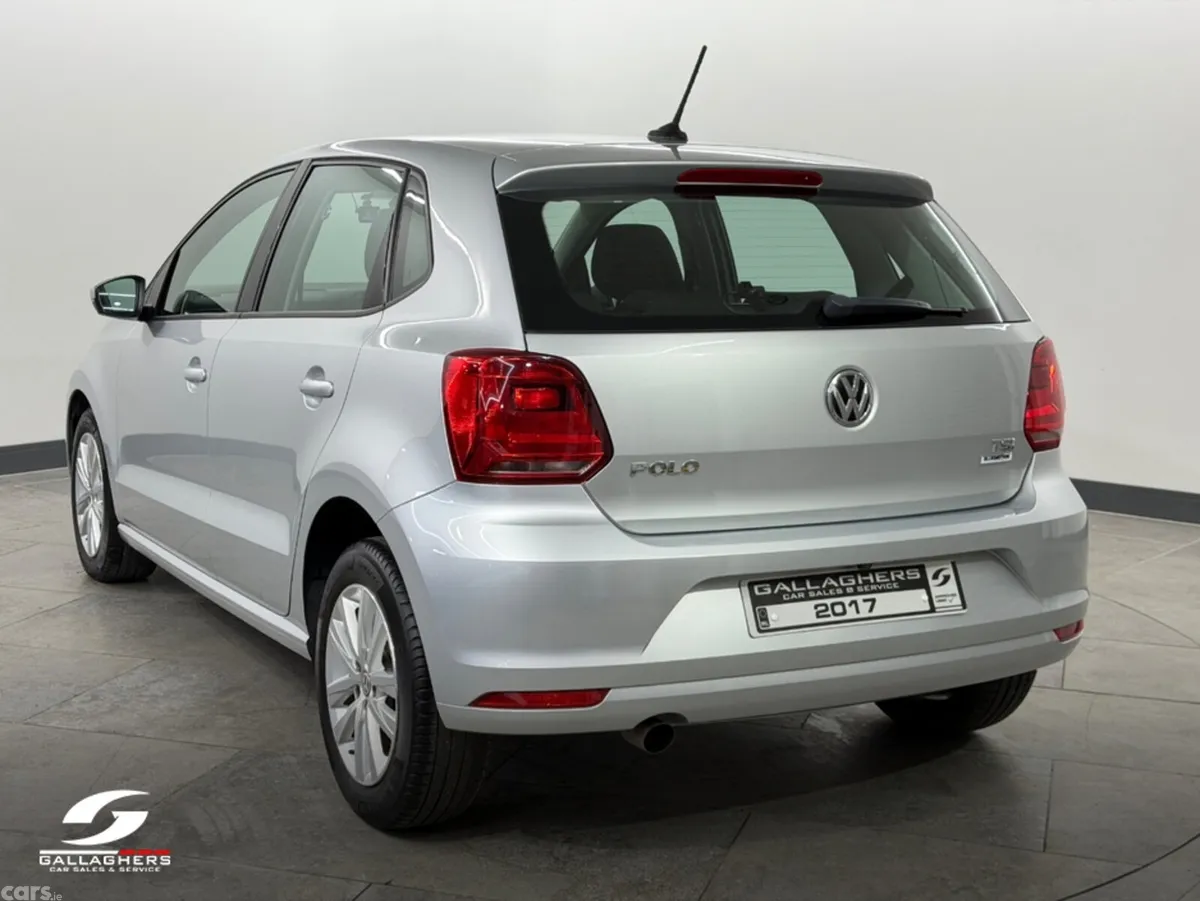 Volkswagen Polo Hatchback, Petrol, 2017, Silver