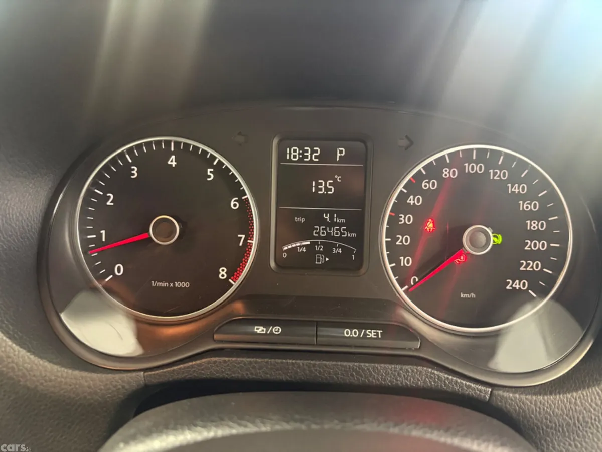 Volkswagen Polo Hatchback, Petrol, 2014, White