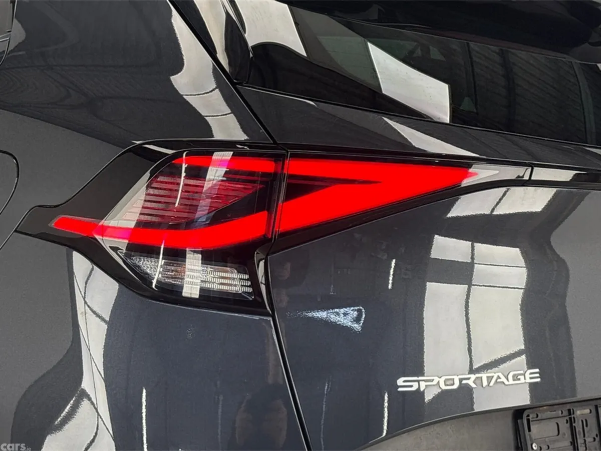 Kia Sportage Estate, Petrol Plug-in Hybrid, 2024, Grey