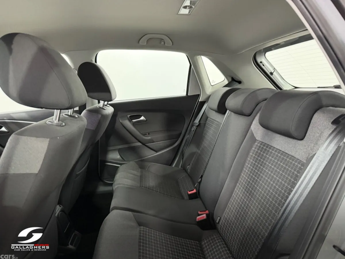 Volkswagen Polo Hatchback, Petrol, 2017, Silver