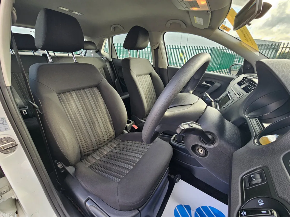 Volkswagen Polo Hatchback, Petrol, 2017, White