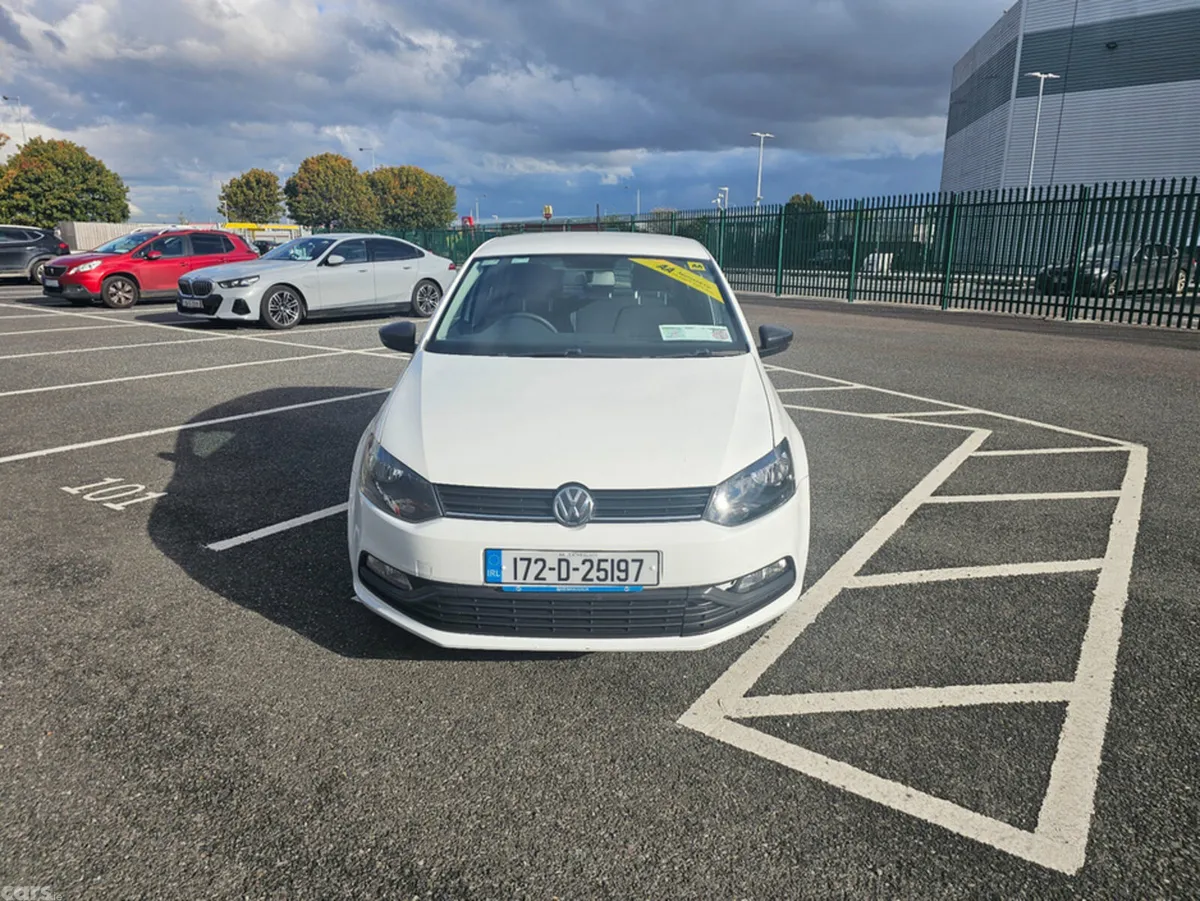 Volkswagen Polo Hatchback, Petrol, 2017, White