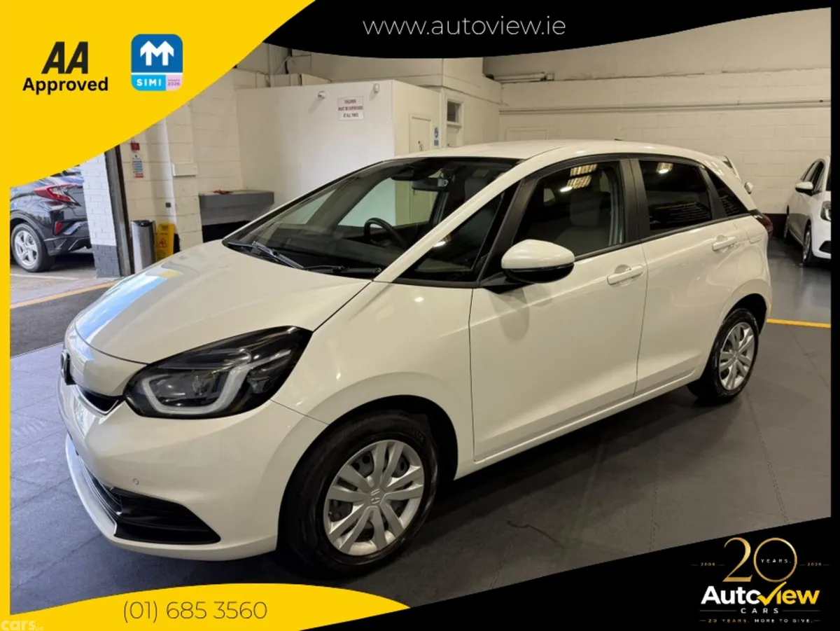 Honda Fit Hatchback, Petrol Hybrid, 2023, White