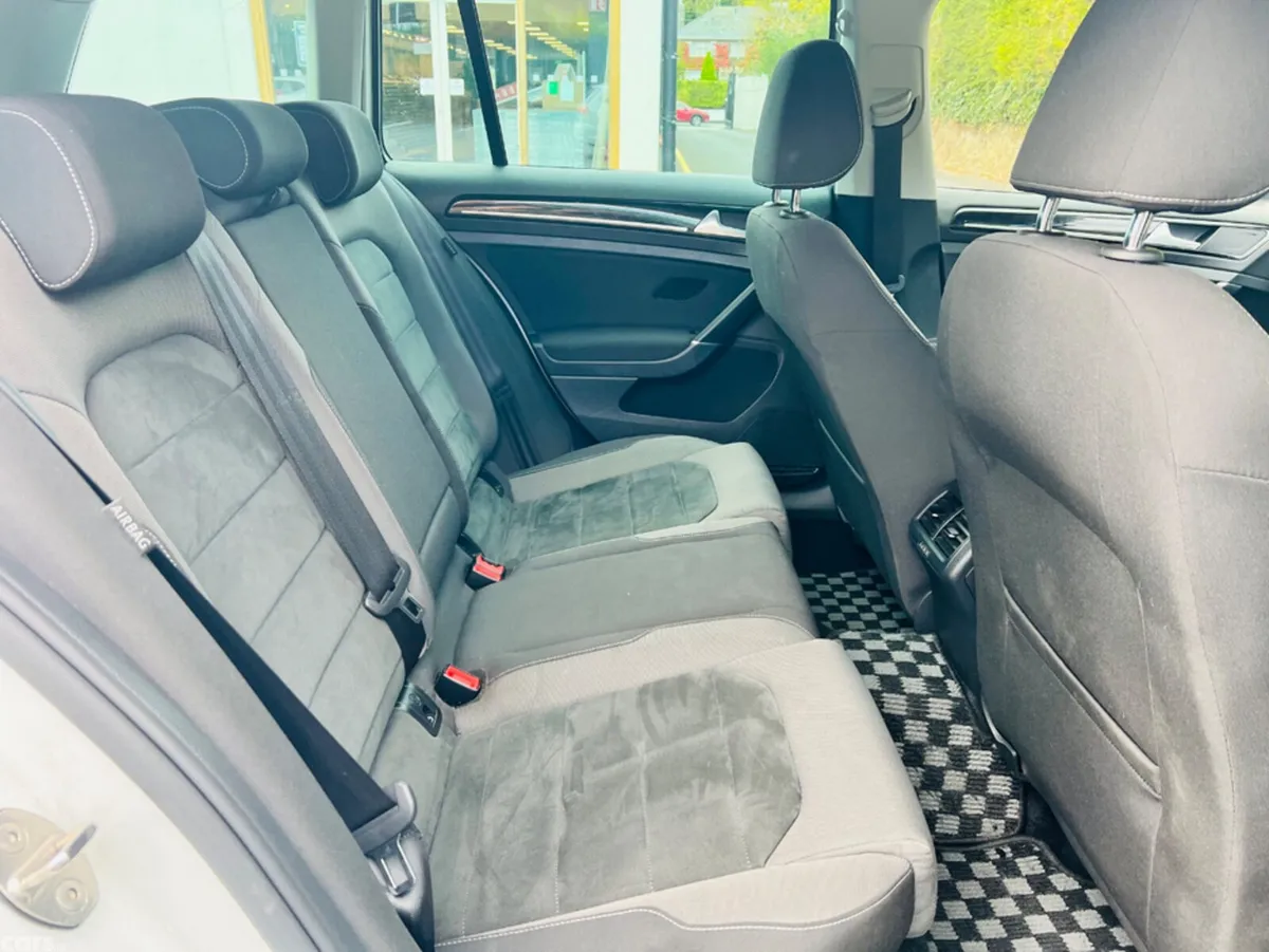 Volkswagen Golf Estate, Petrol, 2019, White