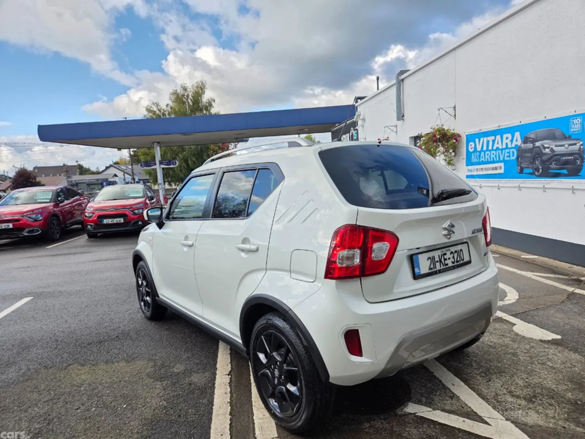 Suzuki Ignis Hatchback, Petrol, 2021, White