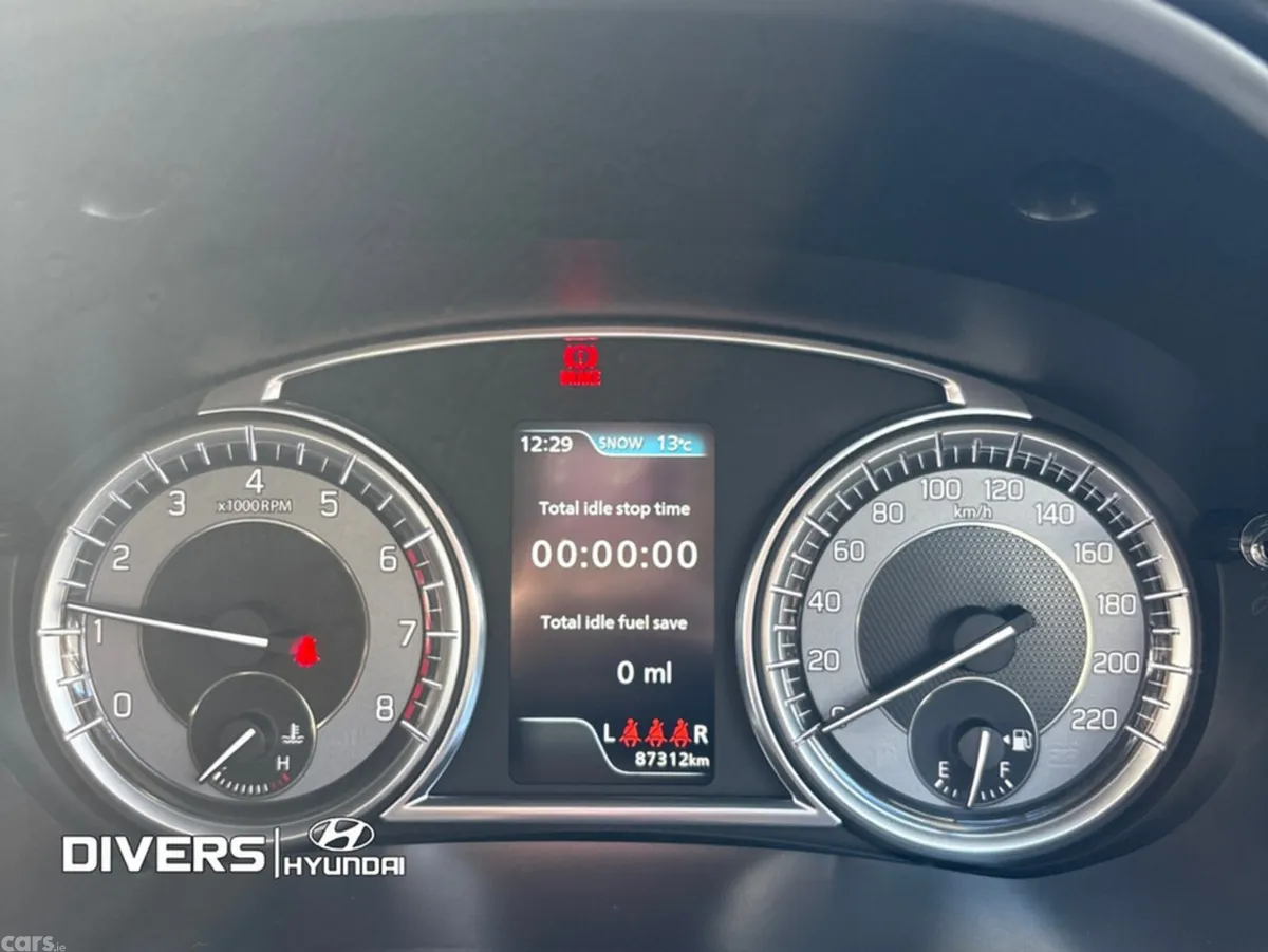Suzuki Vitara Hatchback, Petrol, 2021, White