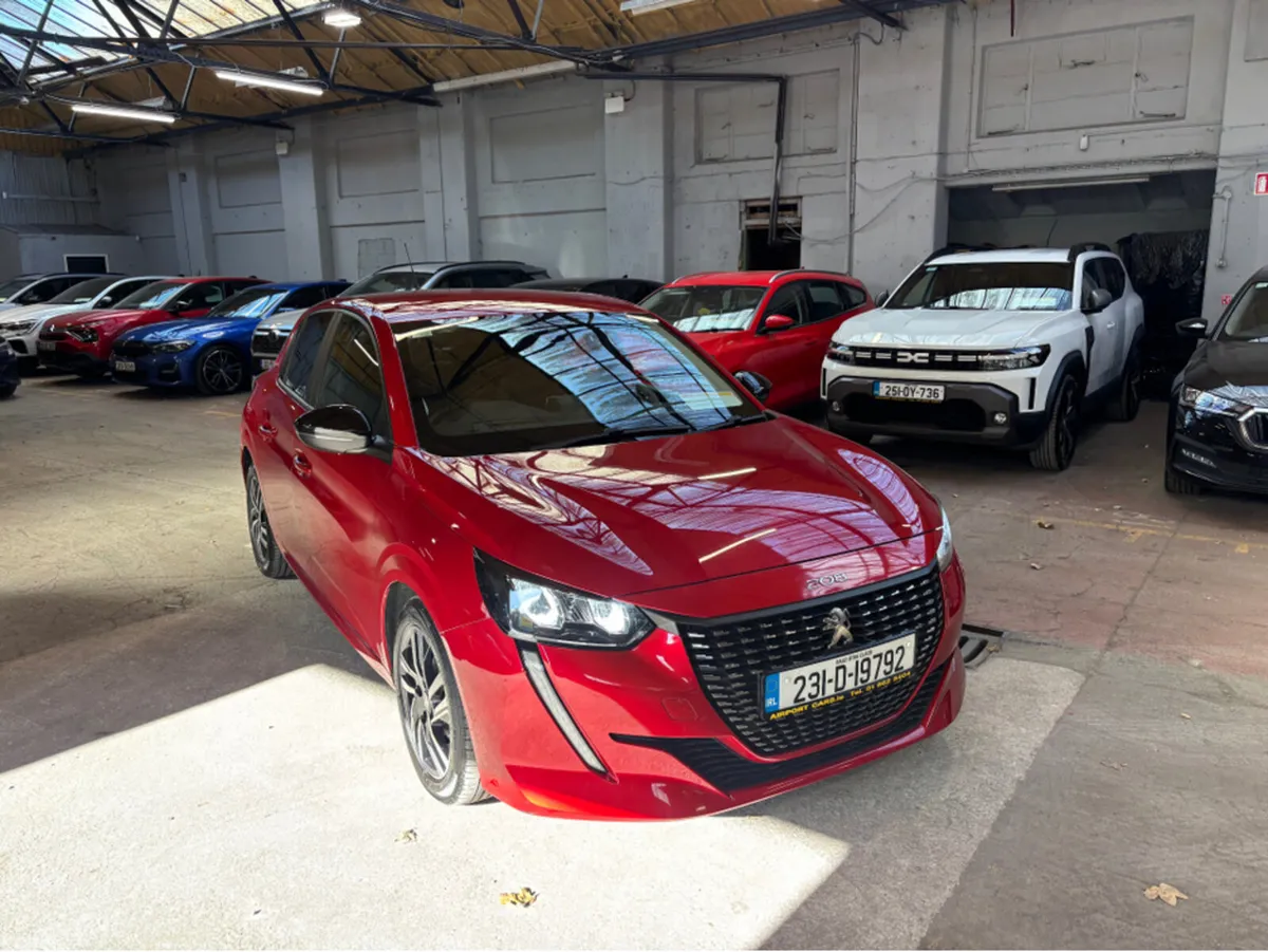 Peugeot 208 Hatchback, Petrol, 2023, Red
