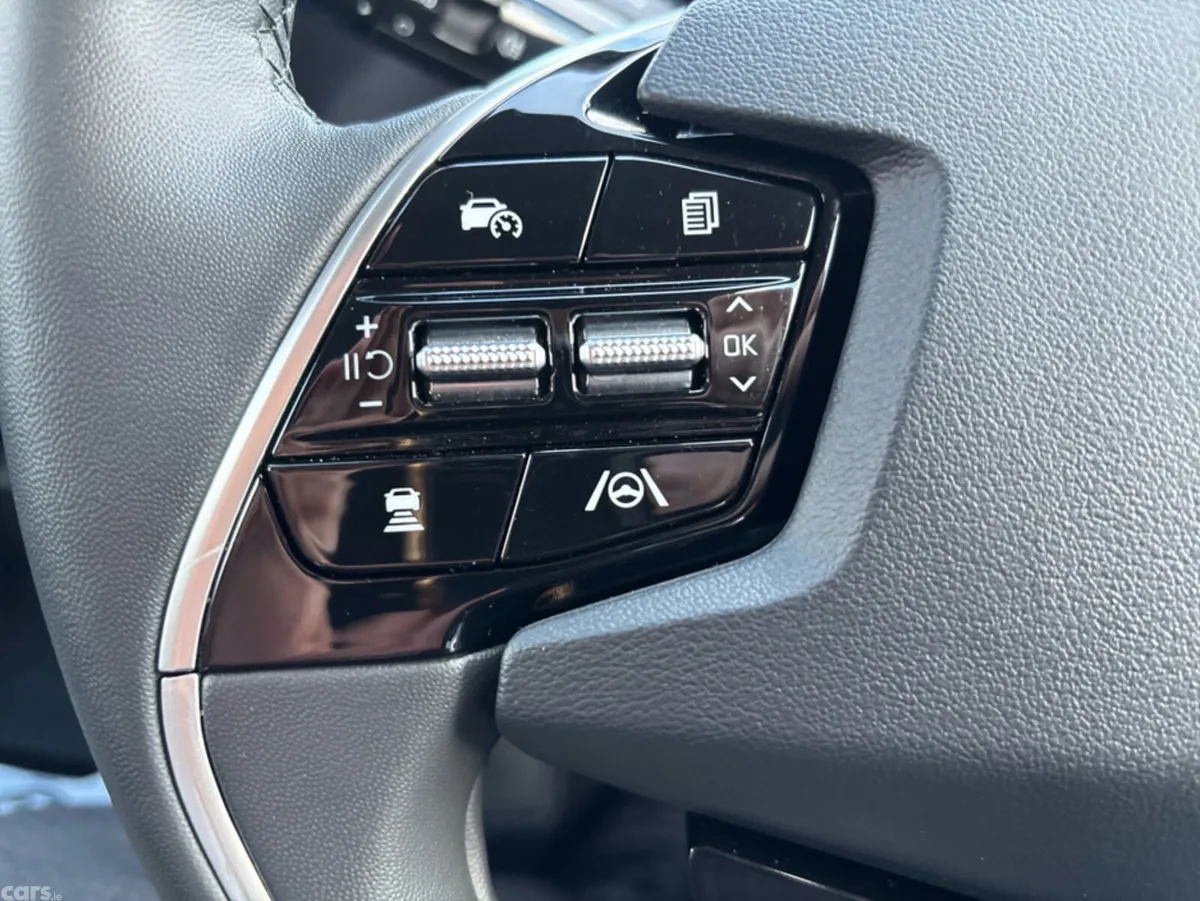 Kia Niro MPV, Petrol Plug-in Hybrid, 2026, White