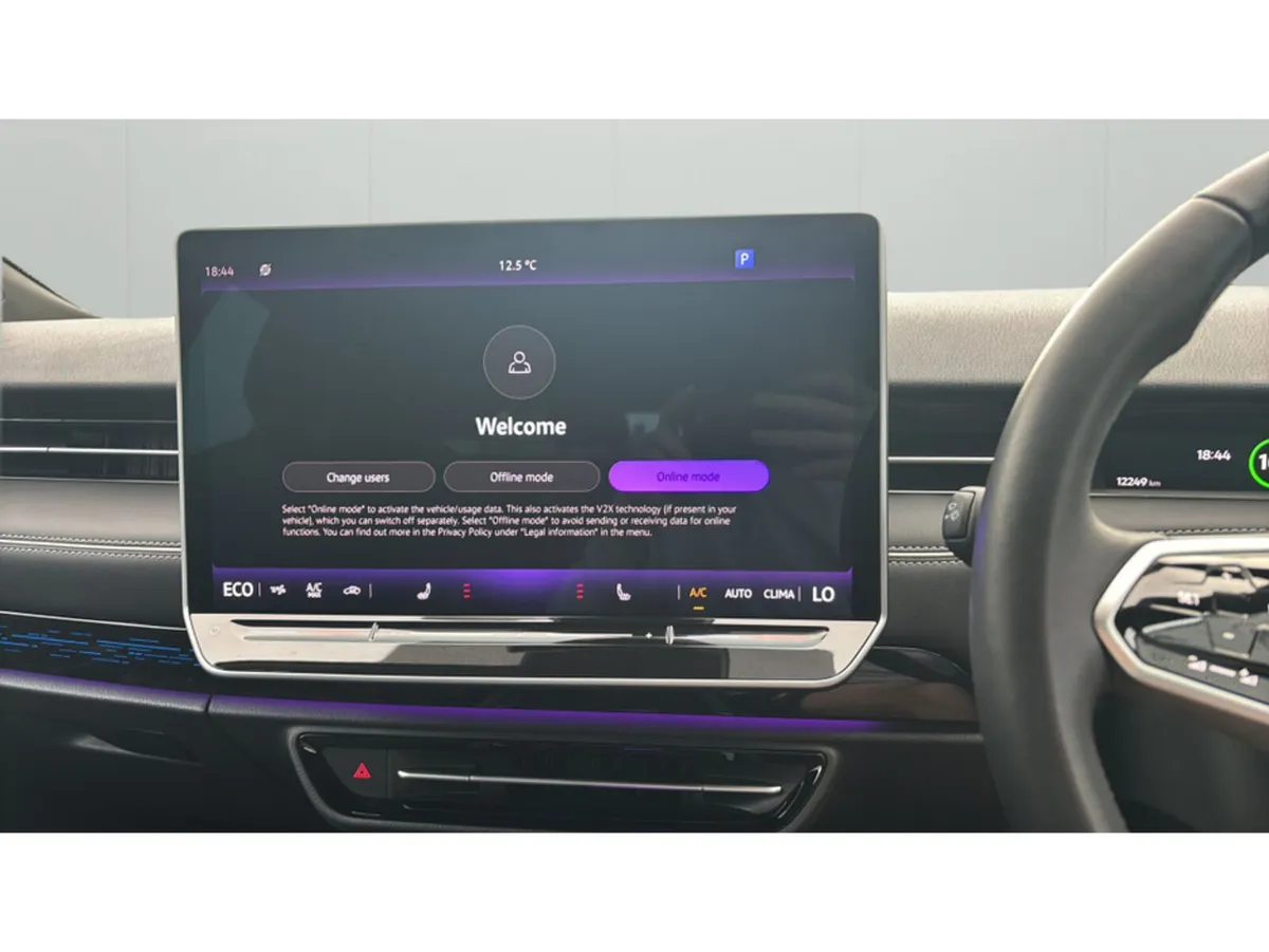 Volkswagen ID.7 Estate, Electric, 2025, Black
