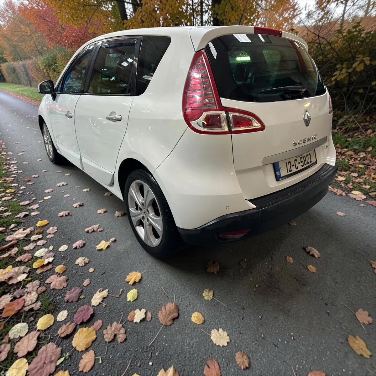Renault Scenic MPV, Diesel, 2012, White