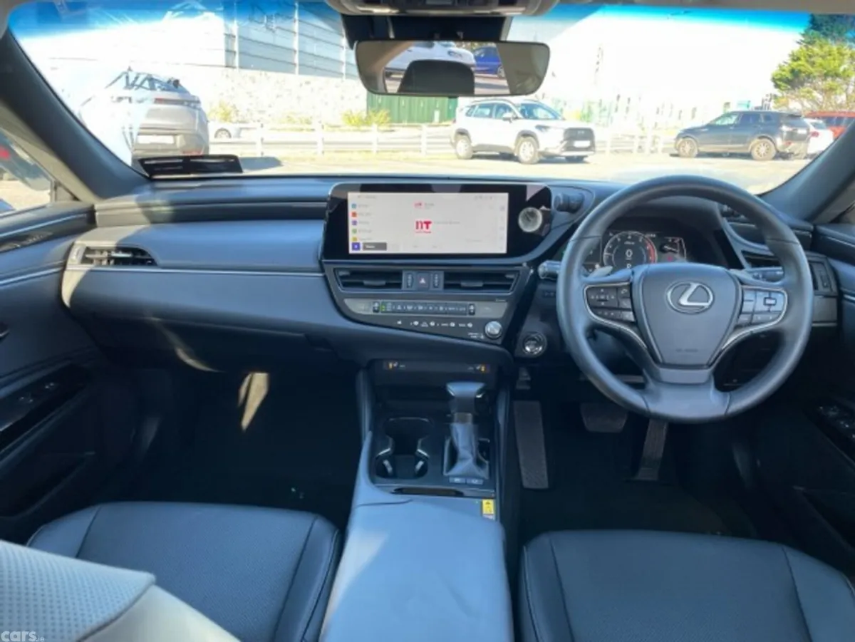 Lexus ES Saloon, Petrol Hybrid, 2025, Blue