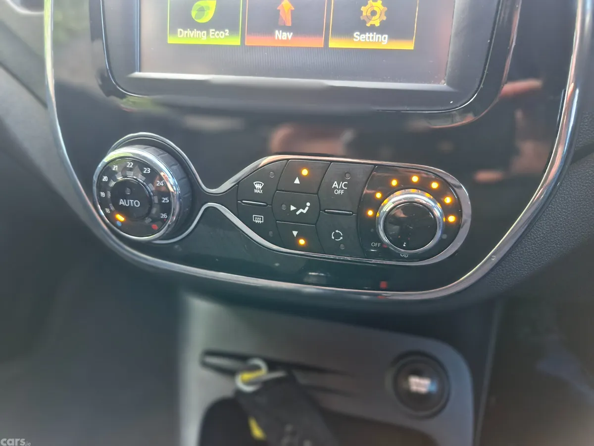 Renault Captur Hatchback, Petrol, 2016, Orange