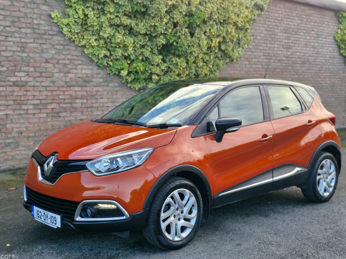 Renault Captur Hatchback, Petrol, 2016, Orange