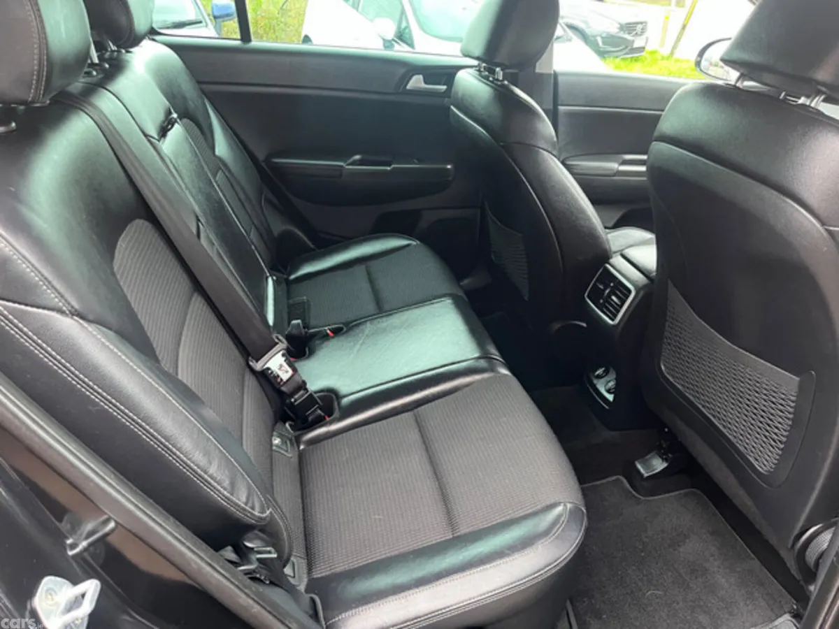 Kia Sportage MPV, Diesel, 2016, Black